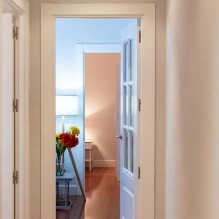 Indautxu Center By Next Stop Bilbau