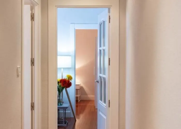 Indautxu Center By Next Stop Bilbao